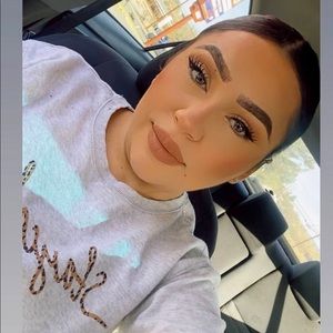 Meet your Posher, Roxana